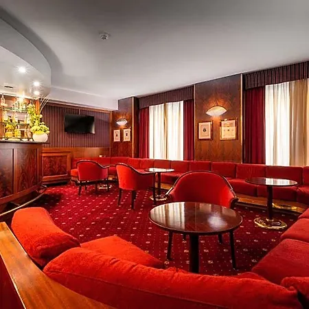 Crivi's Hotel 4*
