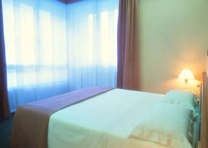 酒店 克里维斯酒店 4*