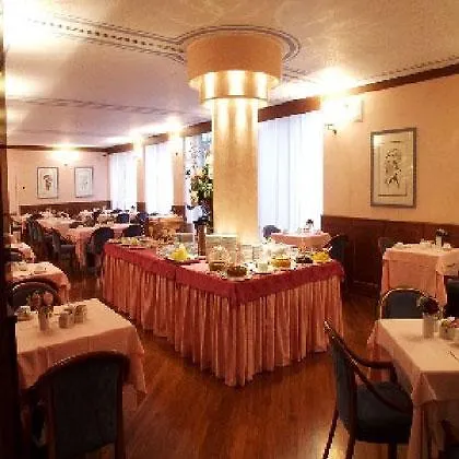 Crivi's Szálloda Milánó